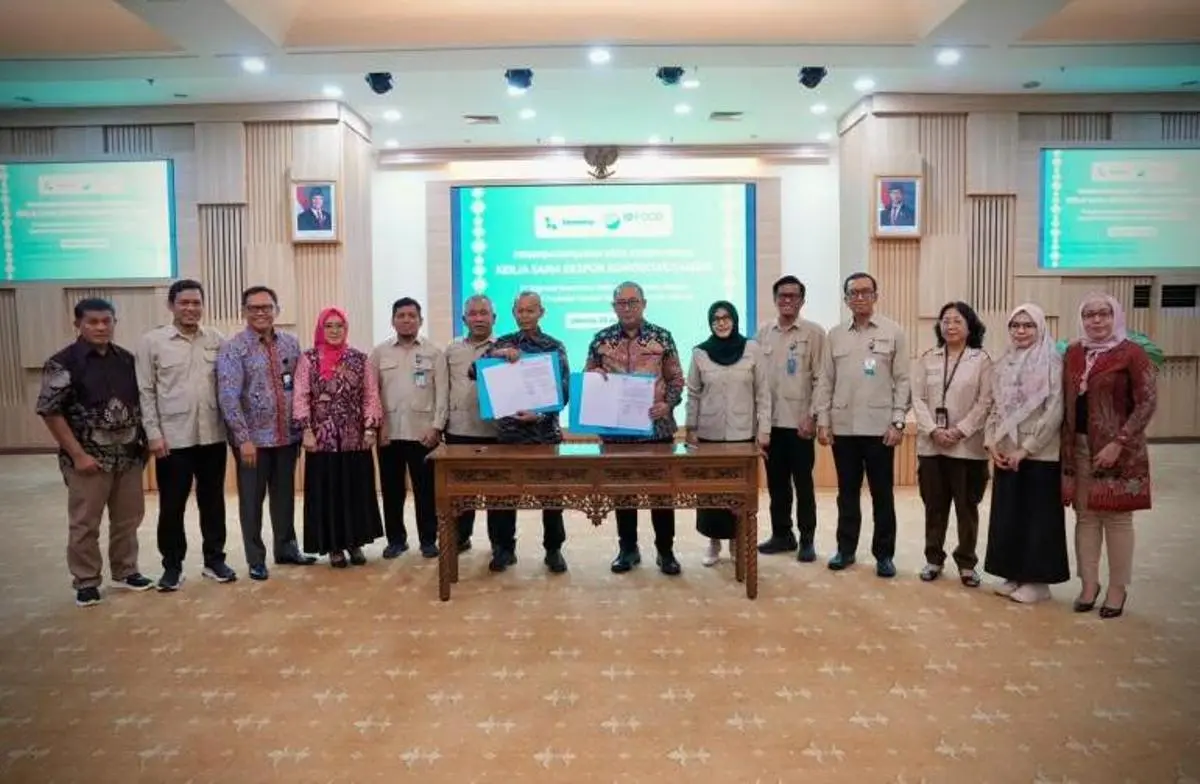 Koperasi Produsen Syariah Gambir Anam Koto Mandiri asal Sumatra Barat, resmi menjalin kerja sama strategis dengan Holding Pangan BUMN, PT Rajawali Nusantara Indonesia (Persero) atau ID FOOD, untuk ekspor komoditas gambir, pada hari Selasa, tanggal 23 Juni 2026. (foto : kemenkop.go.id)